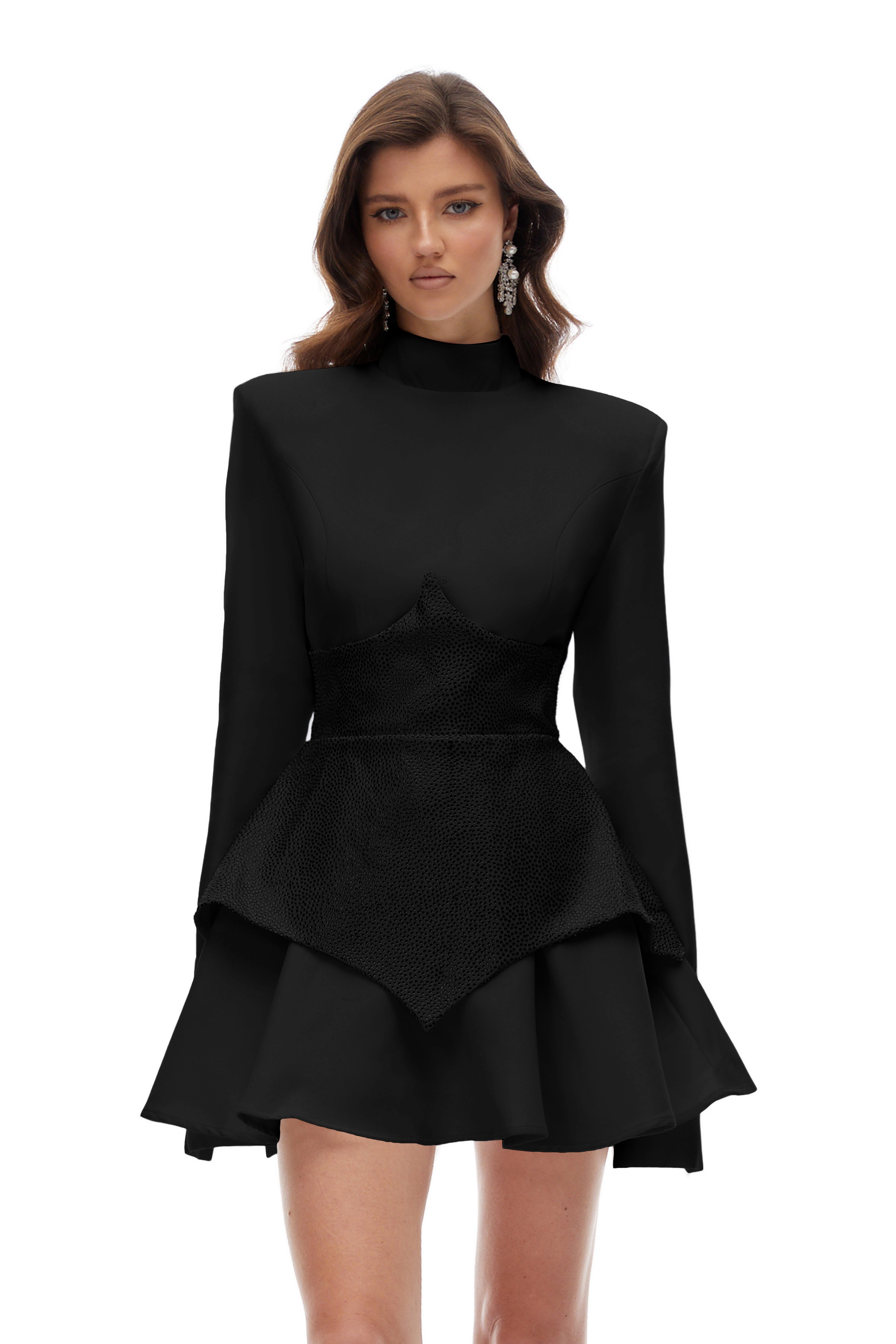 فستان قصير مزين بأحجار الراين السوداء من فيرونيكا