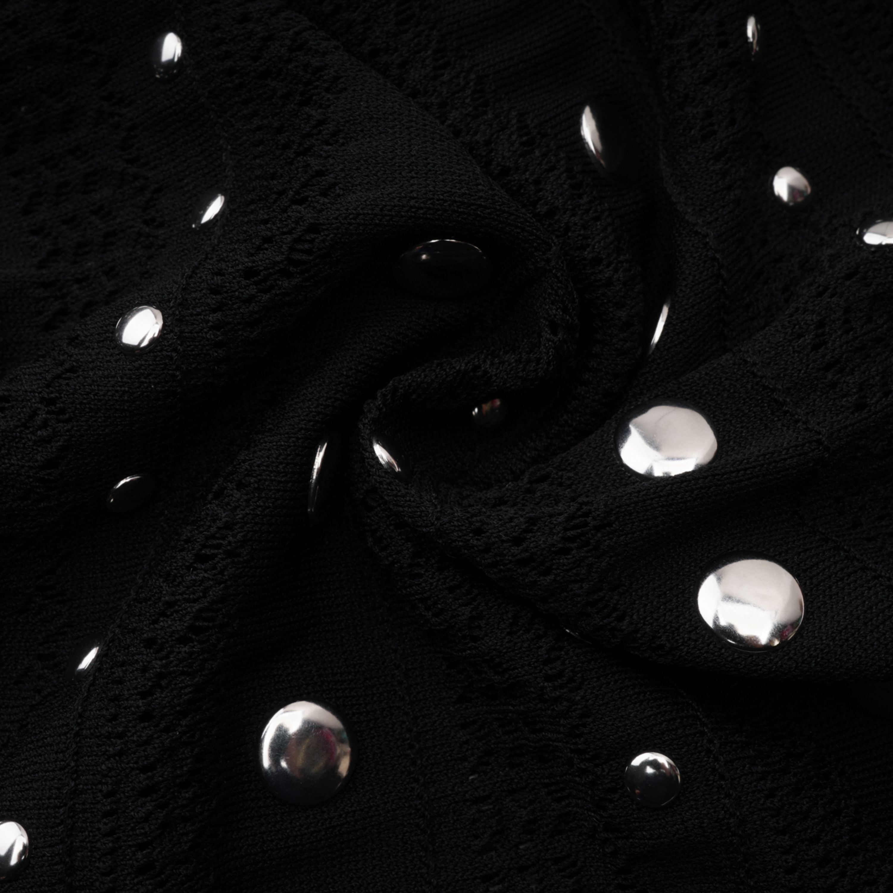 فستان ميدي طويل الأكمام من Chloé باللون الأسود ومزين بالكروشيه