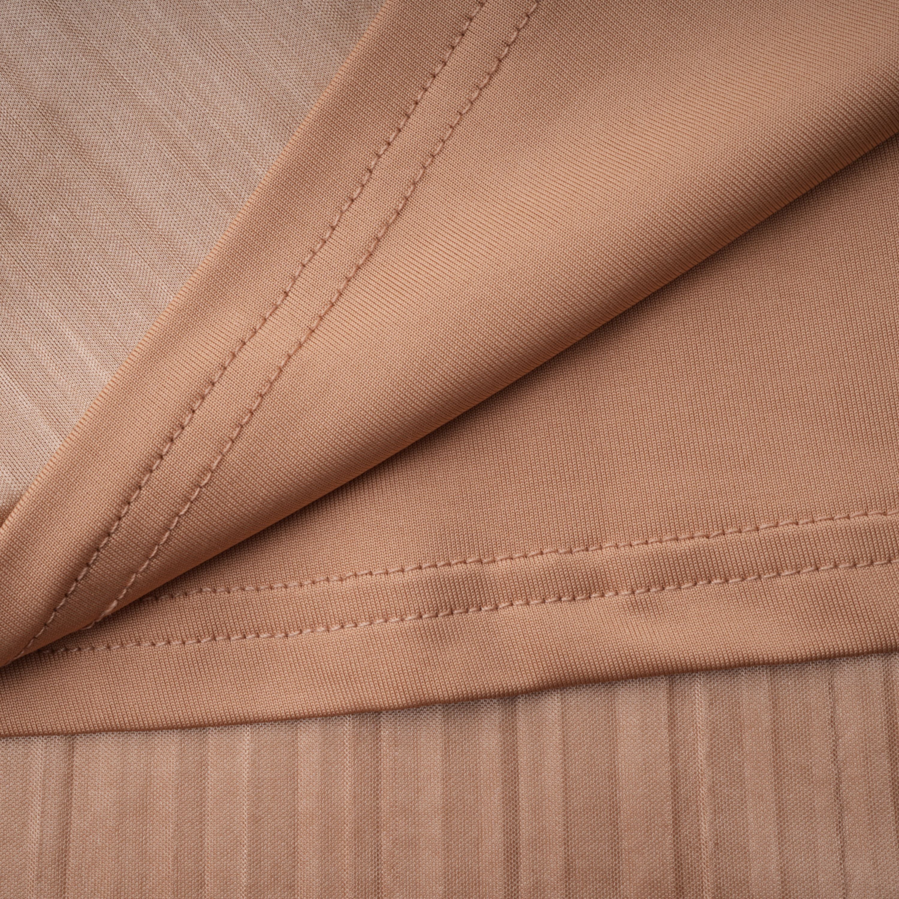 فستان ماكسي كورسيه لامع مطوي من Nicoletta Gold