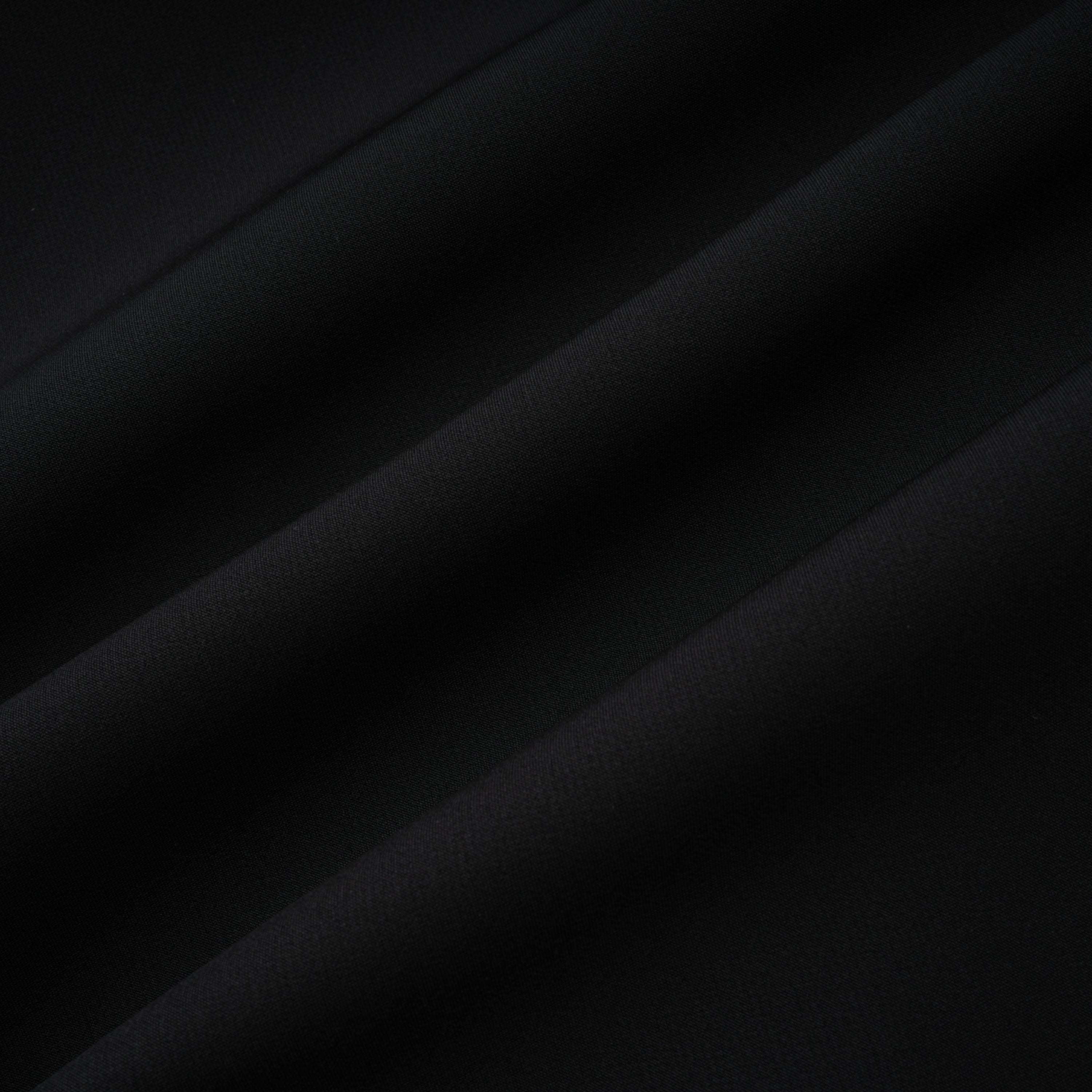 فستان طويل من Quitterie بقطعة من الدانتيل الأسود