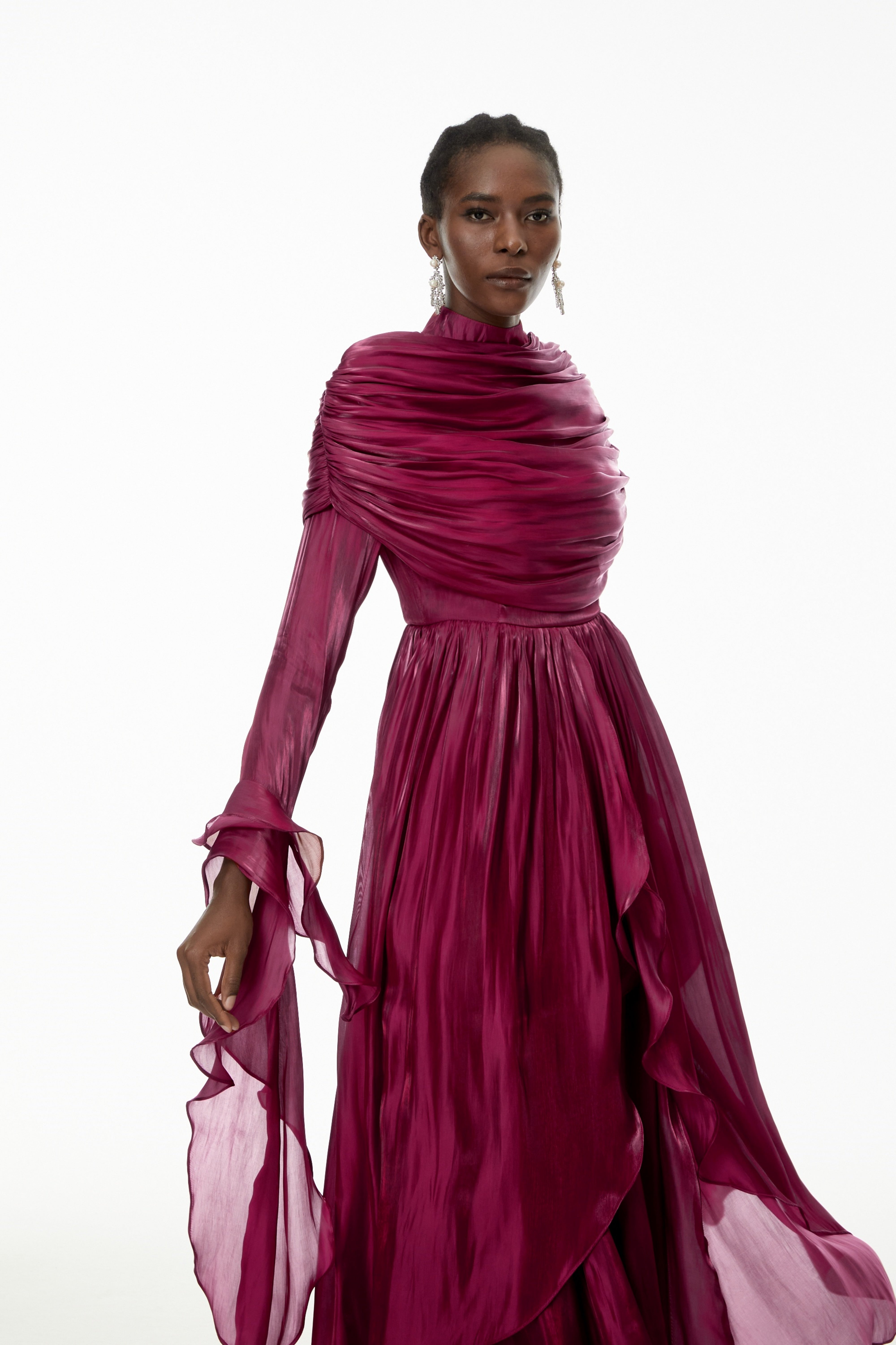 فستان ماكسي طويل بياقة مزركشة من Gustave Burgundy