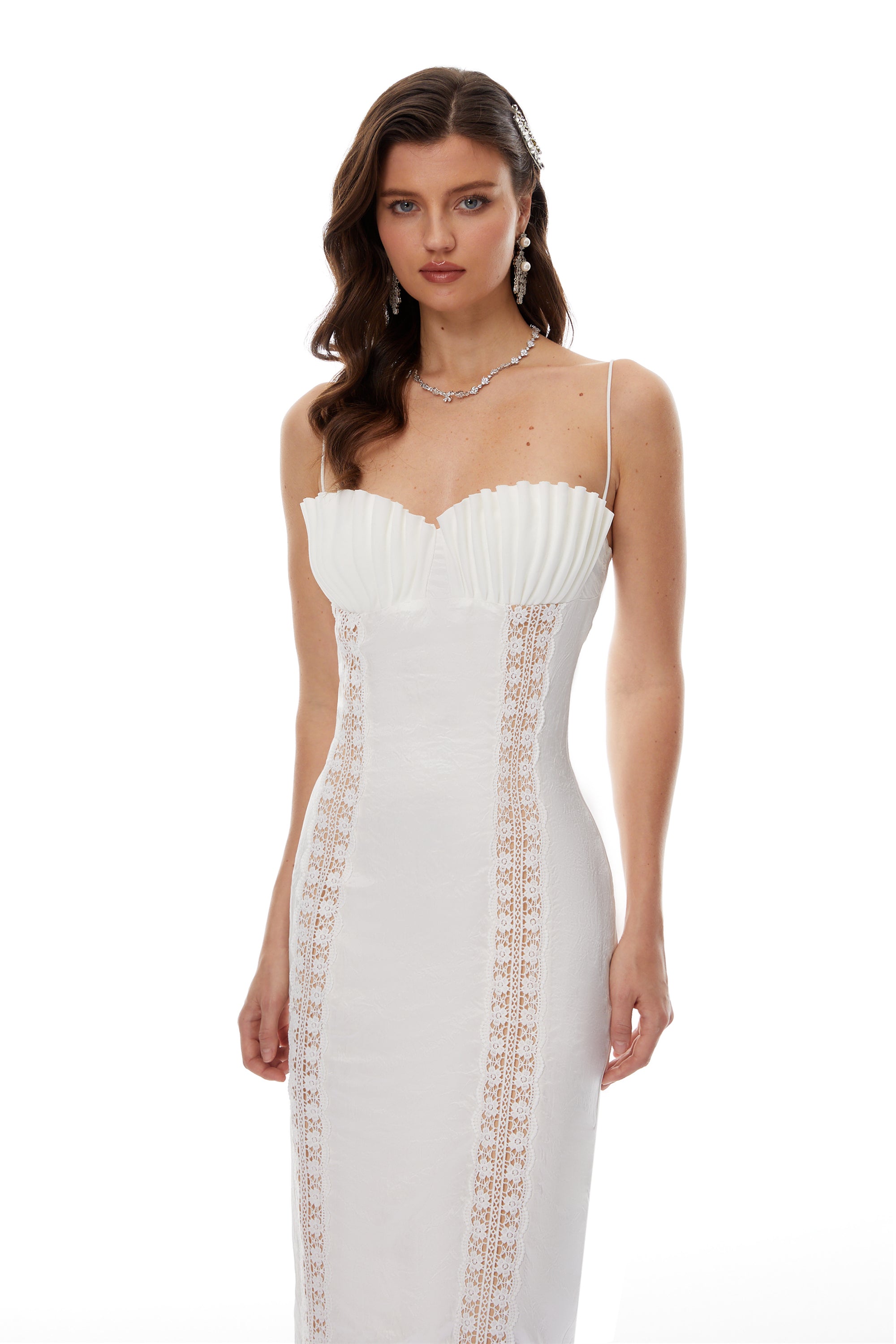 فستان ميدي من الساتان المطوي باللون الأبيض من إيرمغارد