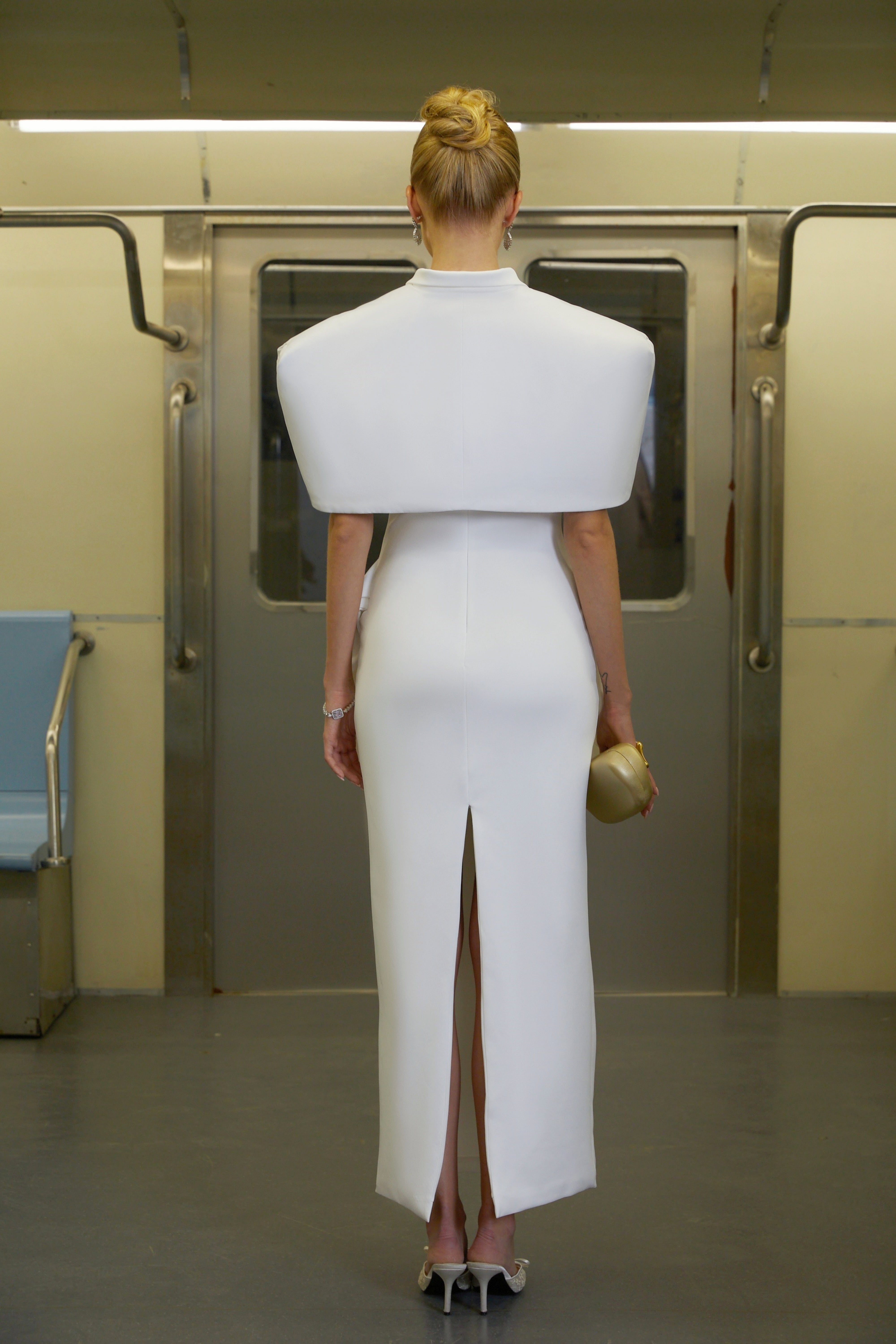 فستان كورسيه بغطاء