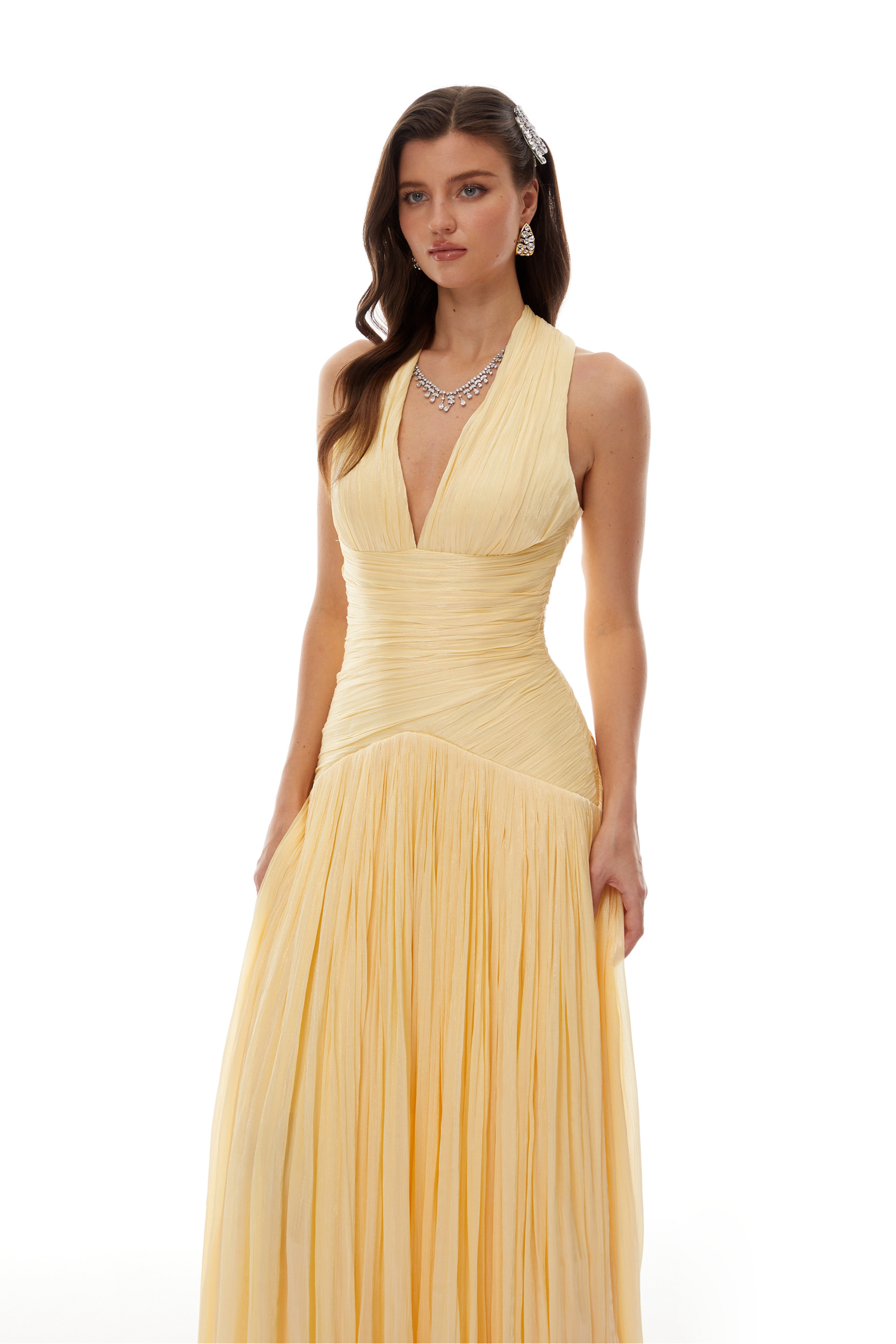 فستان ماكسي أصفر مجمّع