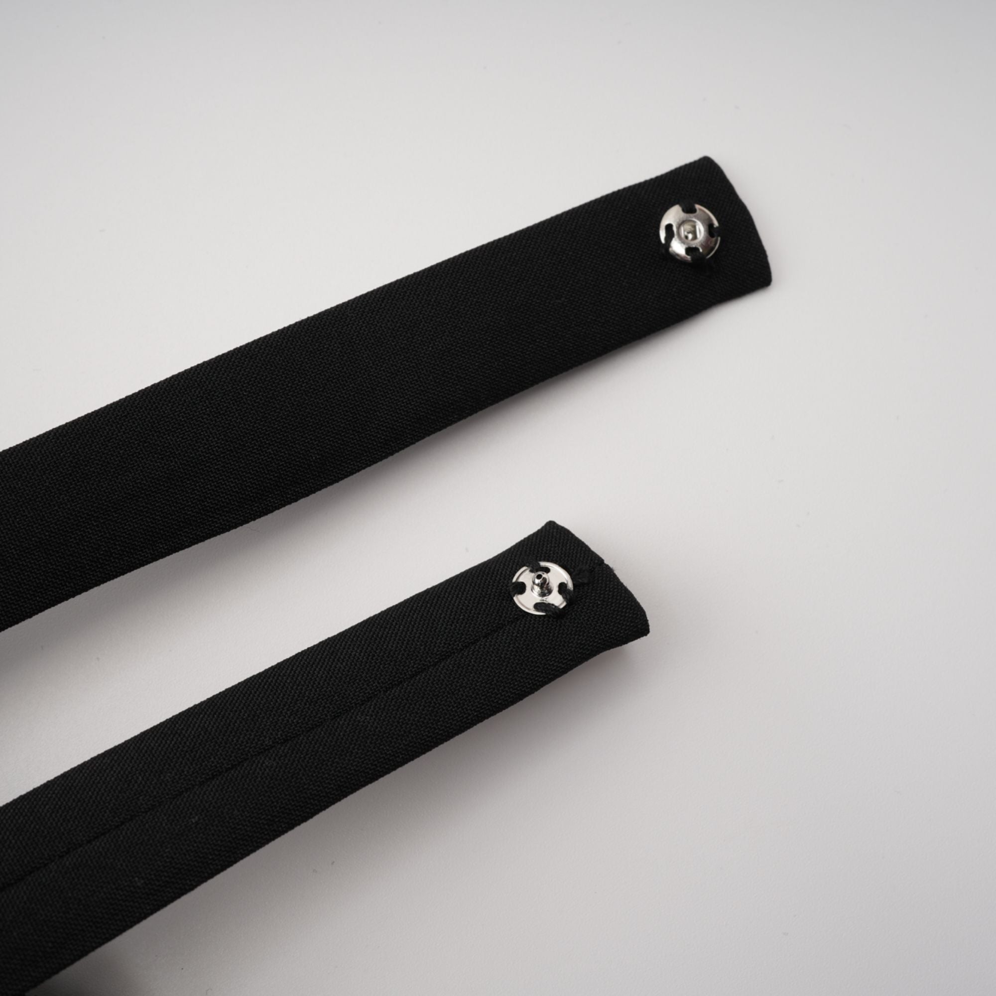 فستان ميدي من التول بألوان متباينة من Eléonore