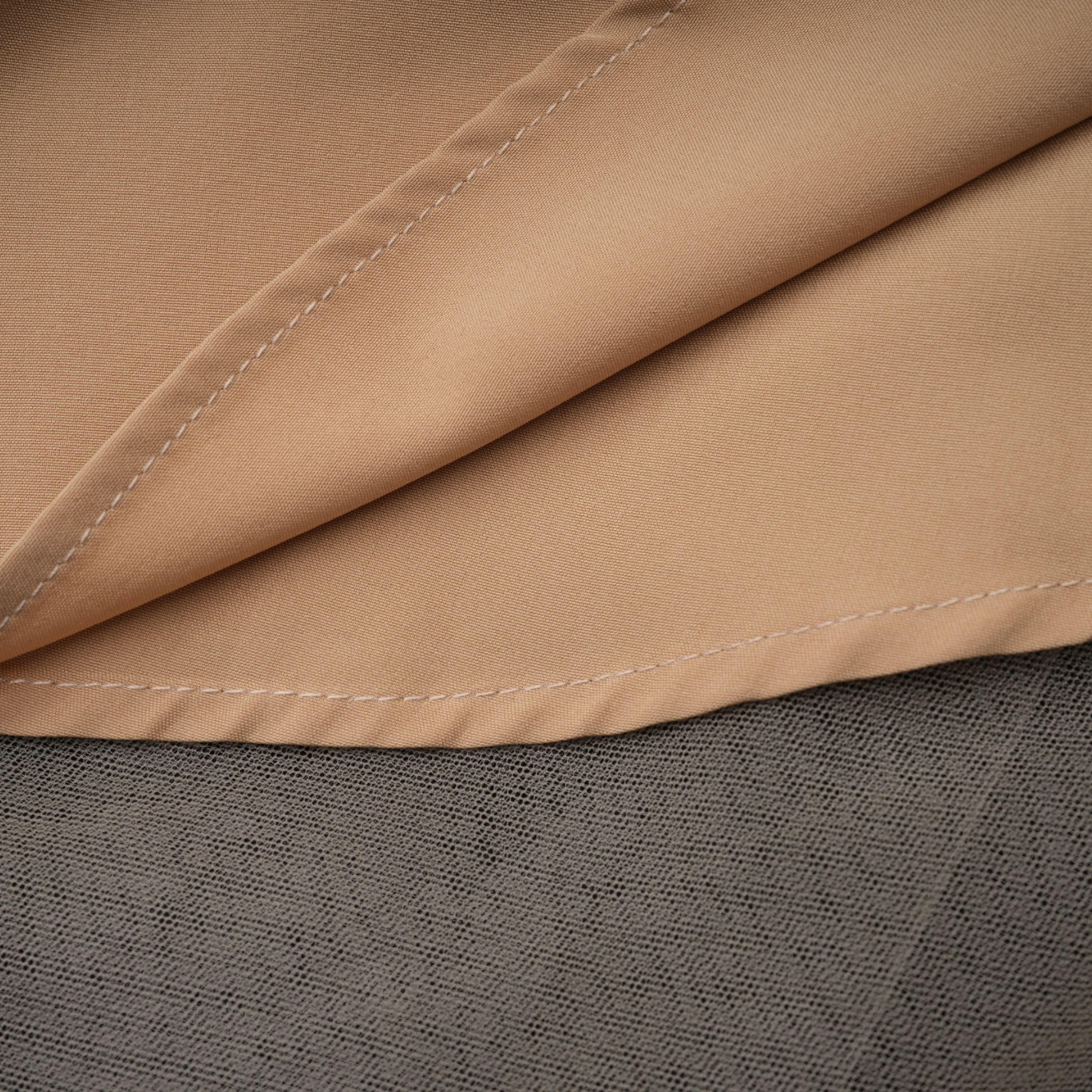 فستان طويل من الدانتيل مع مشد من Celina