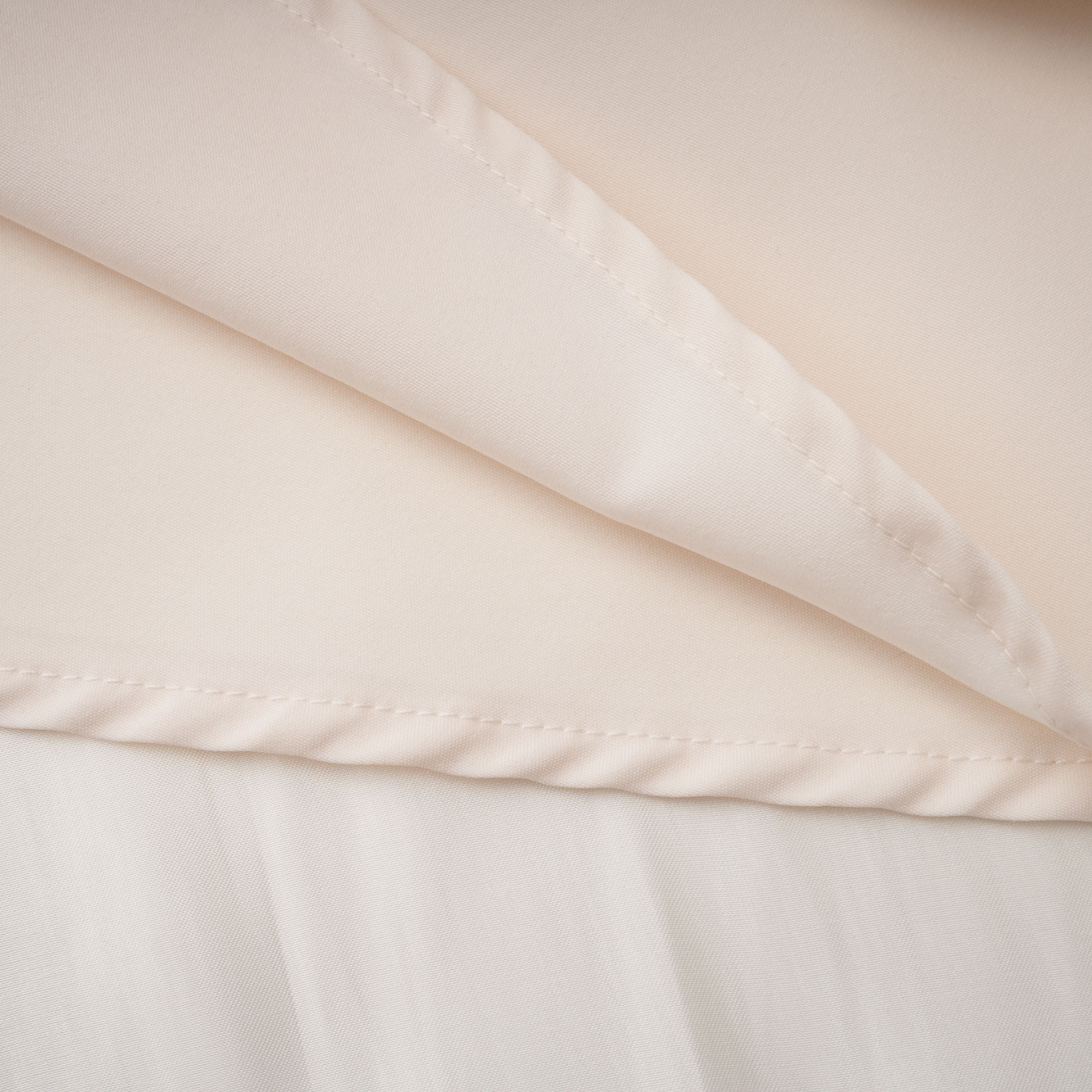 فستان ماكسي طويل بكتفين مكشوفين وكتفين مكشوفين وكتفين مكشوفين وكتفين مكشوفين وكتفين مكشوفين وكتفين مكش