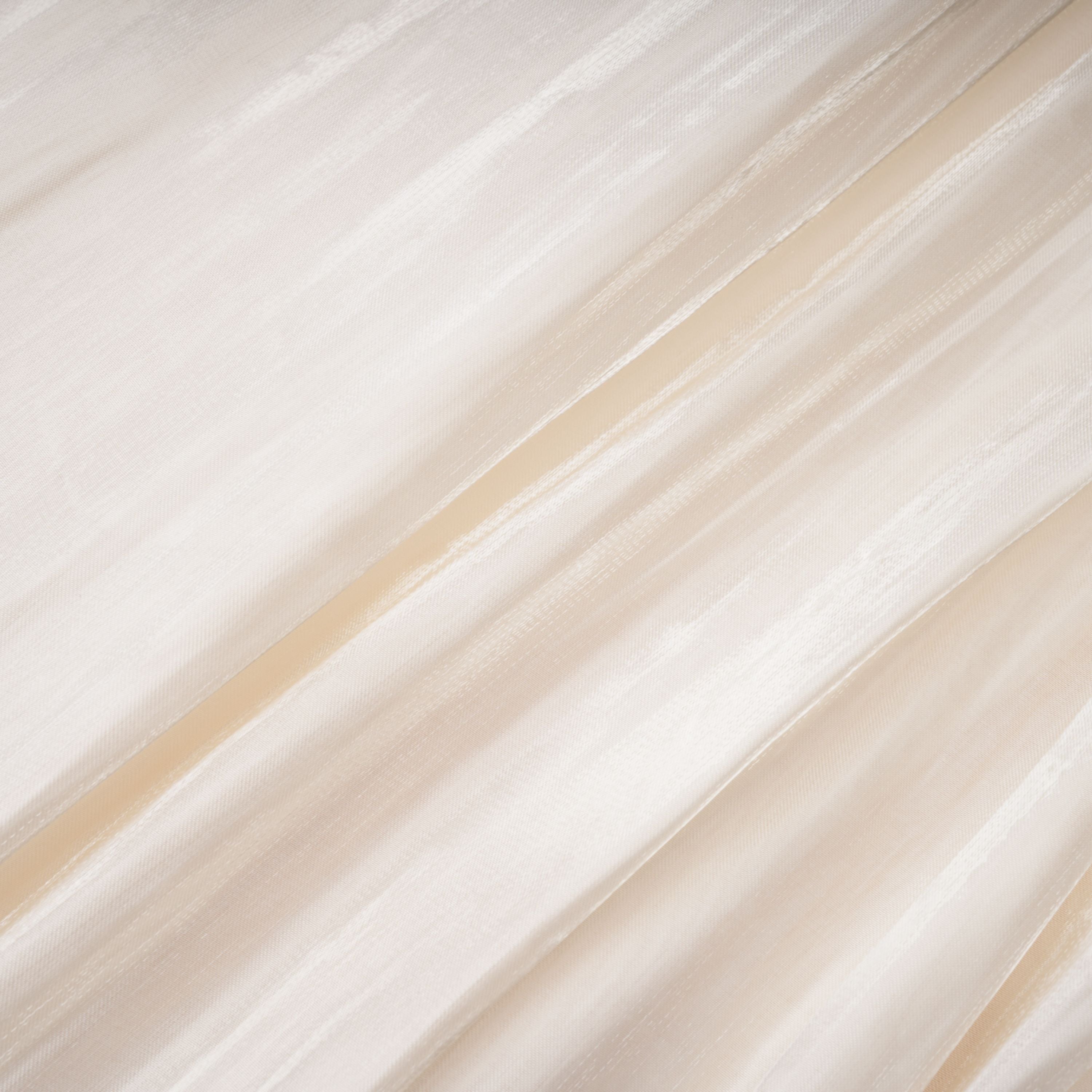 فستان ماكسي طويل بكتفين مكشوفين وكتفين مكشوفين وكتفين مكشوفين وكتفين مكشوفين وكتفين مكشوفين وكتفين مكش