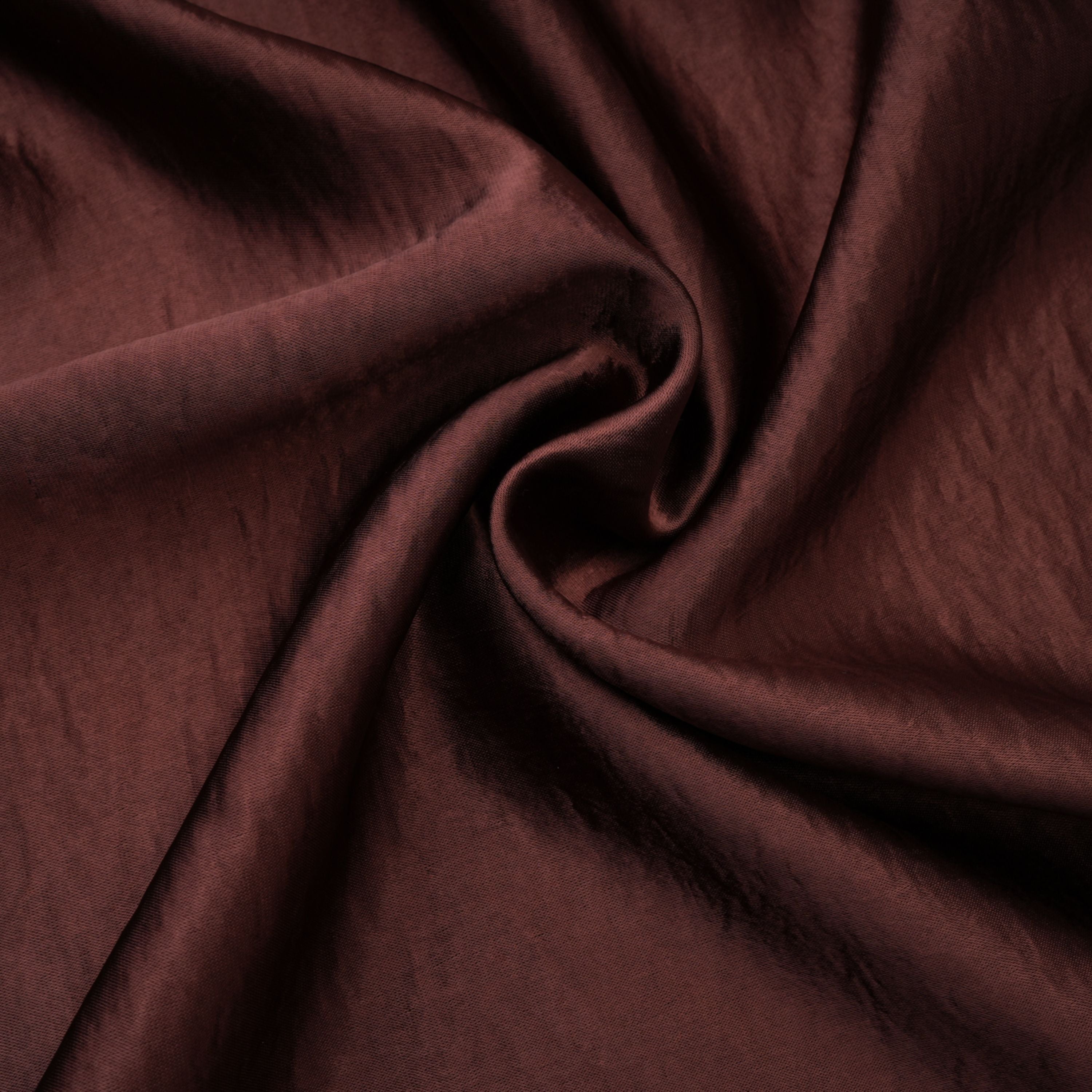 فستان طويل غير متماثل من الساتان مع كشكش من Luisa Brown