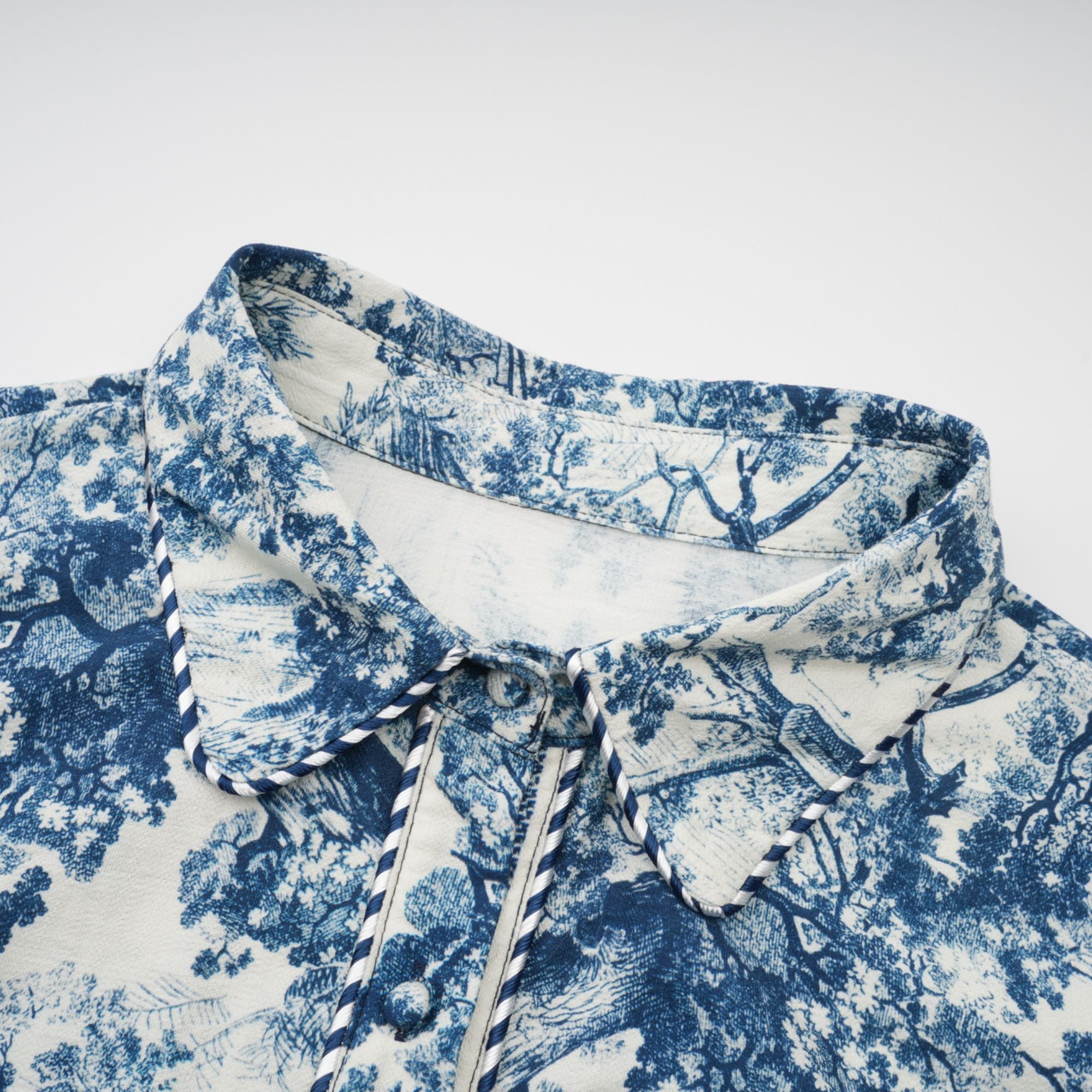 فستان ميدي بطبعة جرافيكية من Adélaïde باللون الأزرق (بيع نهائي - الولايات المتحدة فقط)