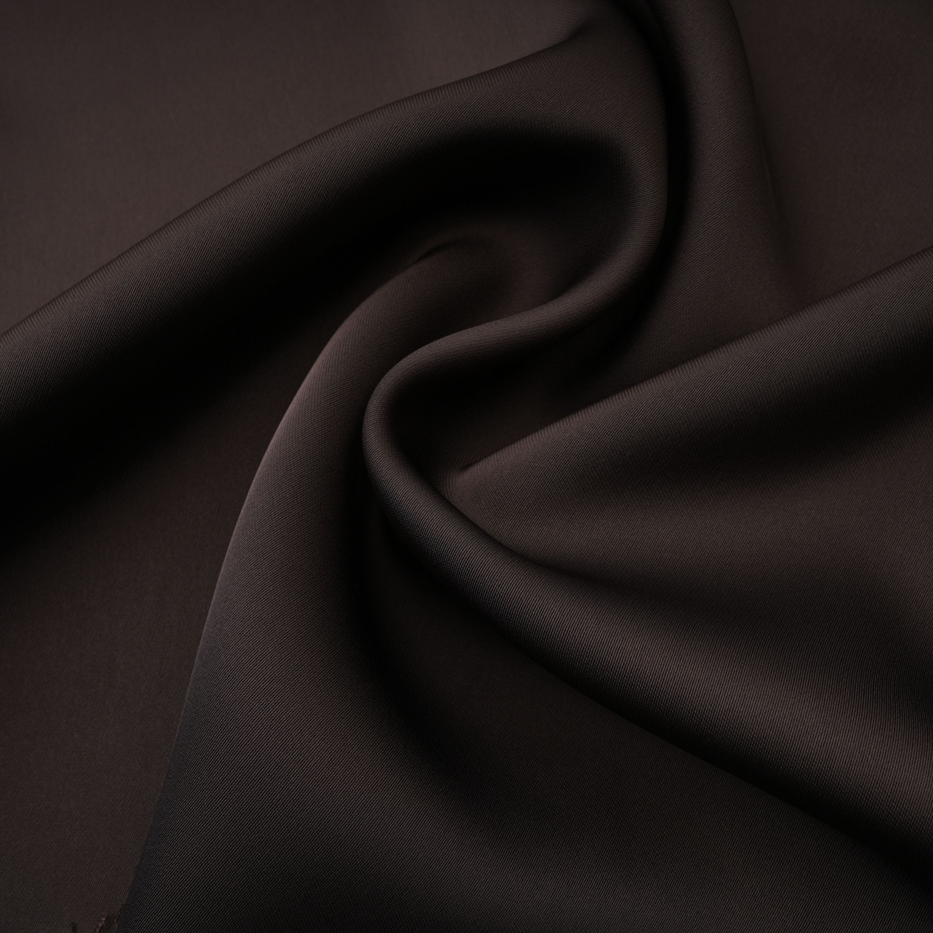 فستان هنريك براون بزخارف من الدانتيل