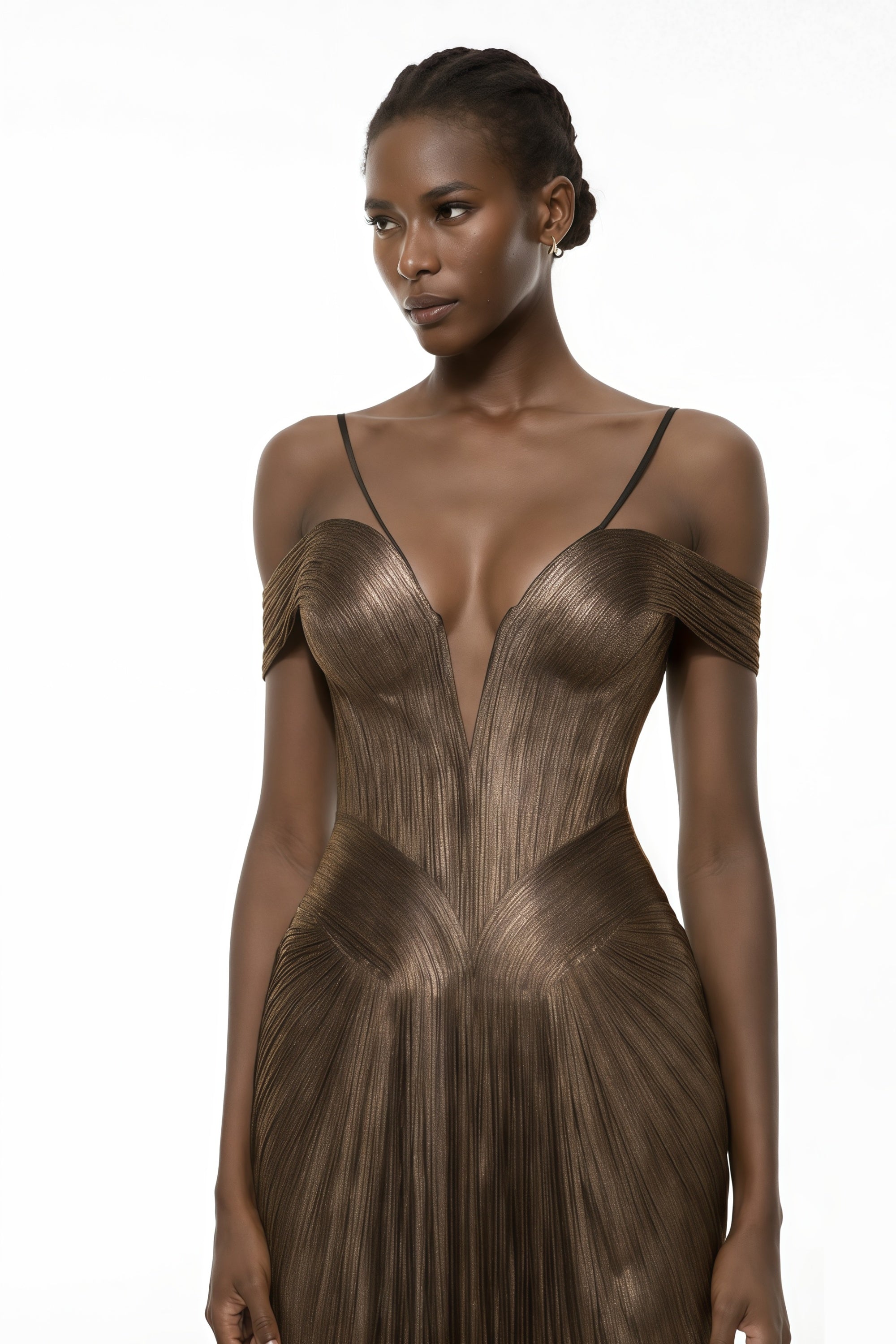 فستان بكتفين مكشوفين وطبقات