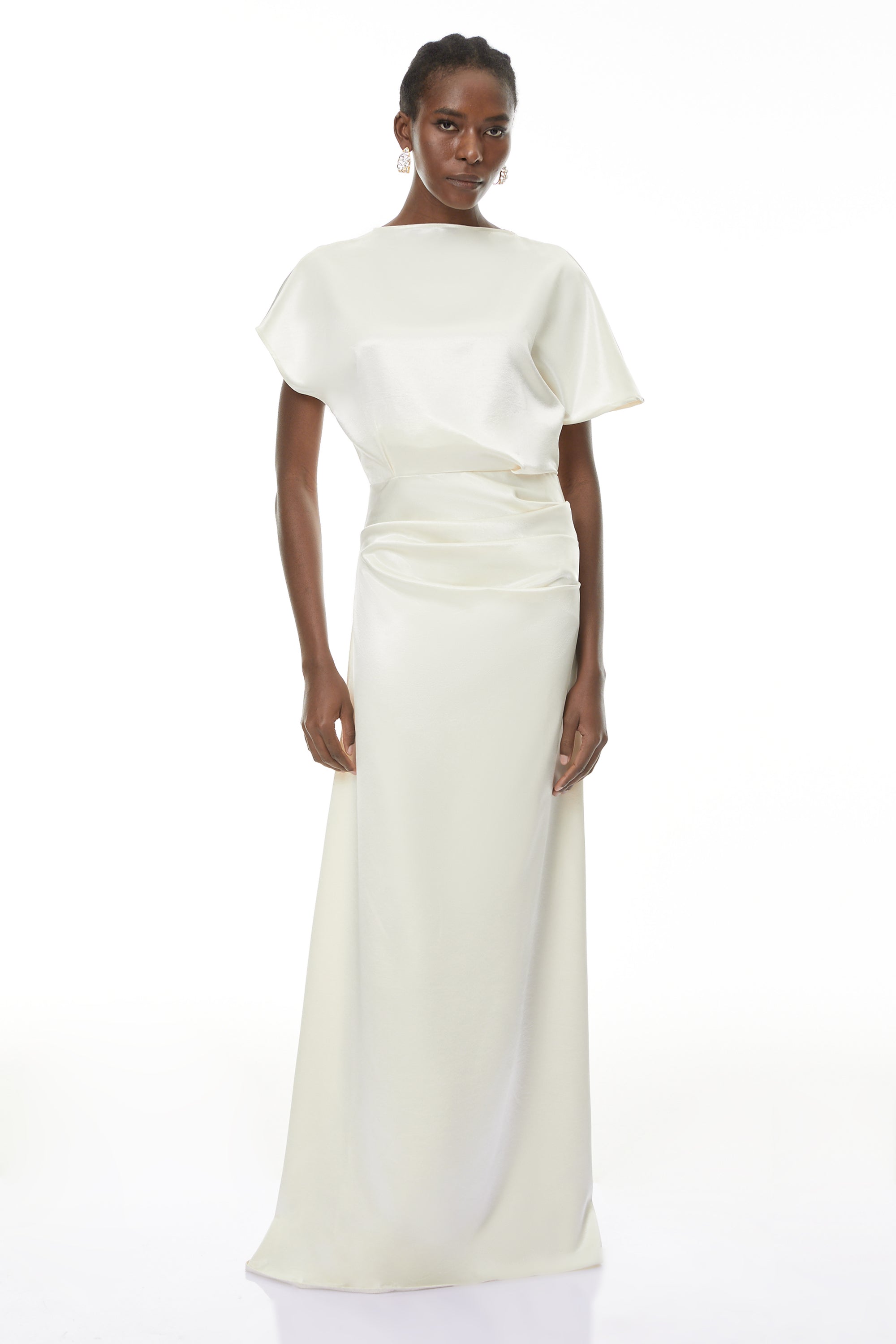 فستان طويل غير متماثل لامع من Zuzanna White