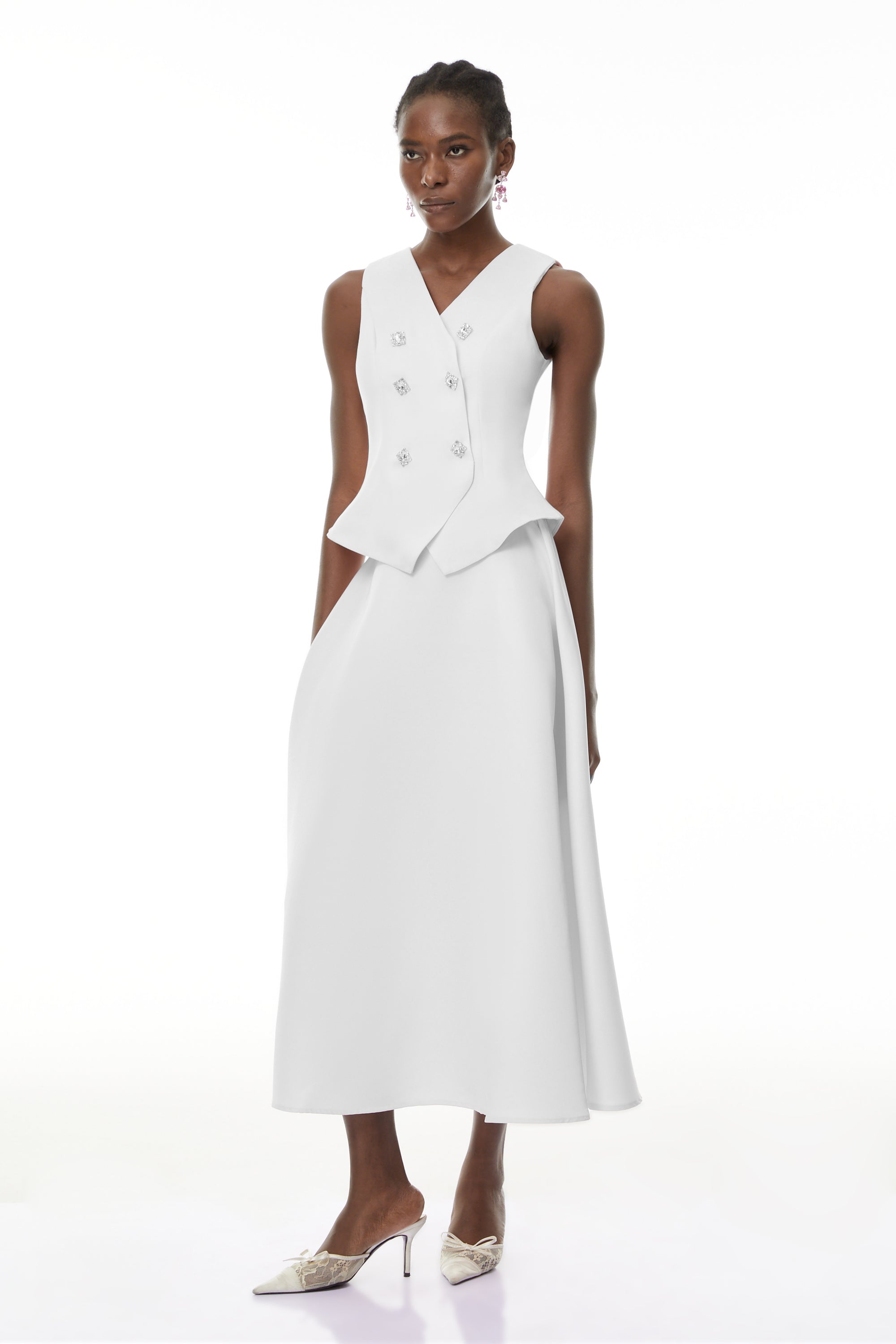 طقم بلوزة وتنورة مزينة باللون الأبيض من Wilhelmine