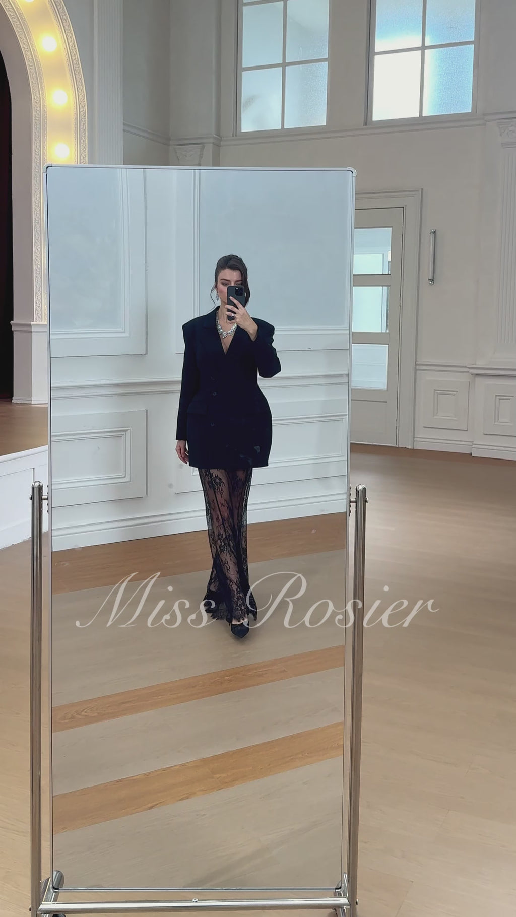 الآنسة روزييه